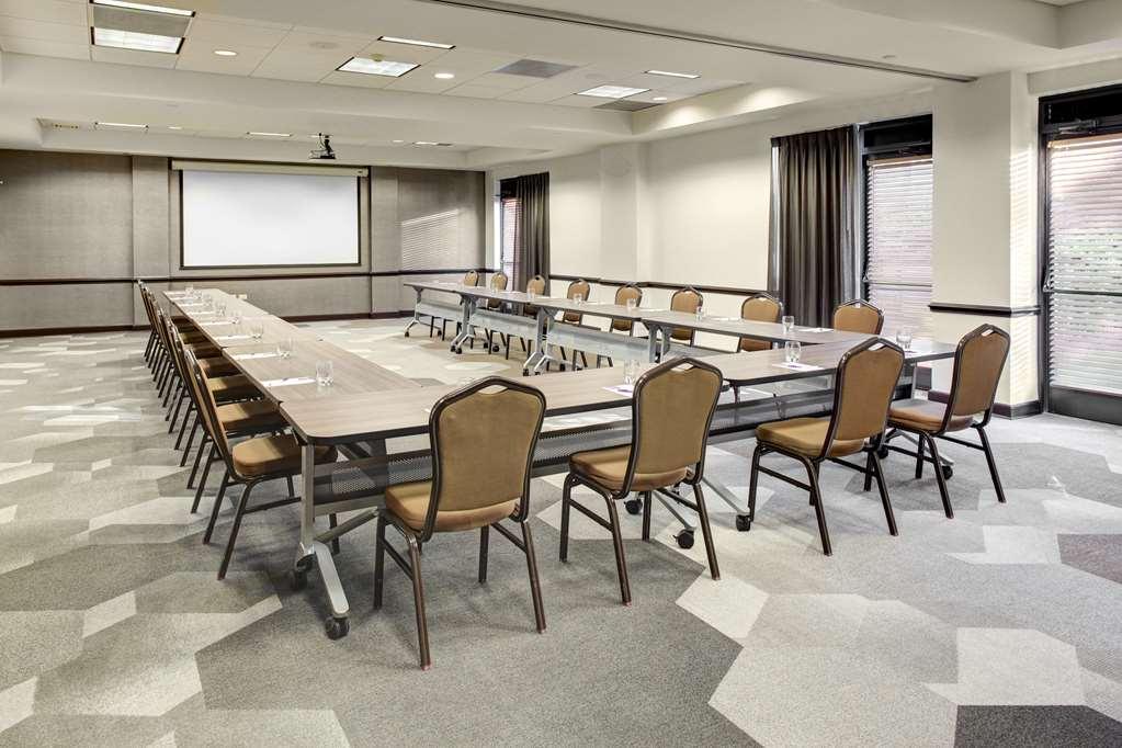 Hyatt Place Мистик Удобства фото