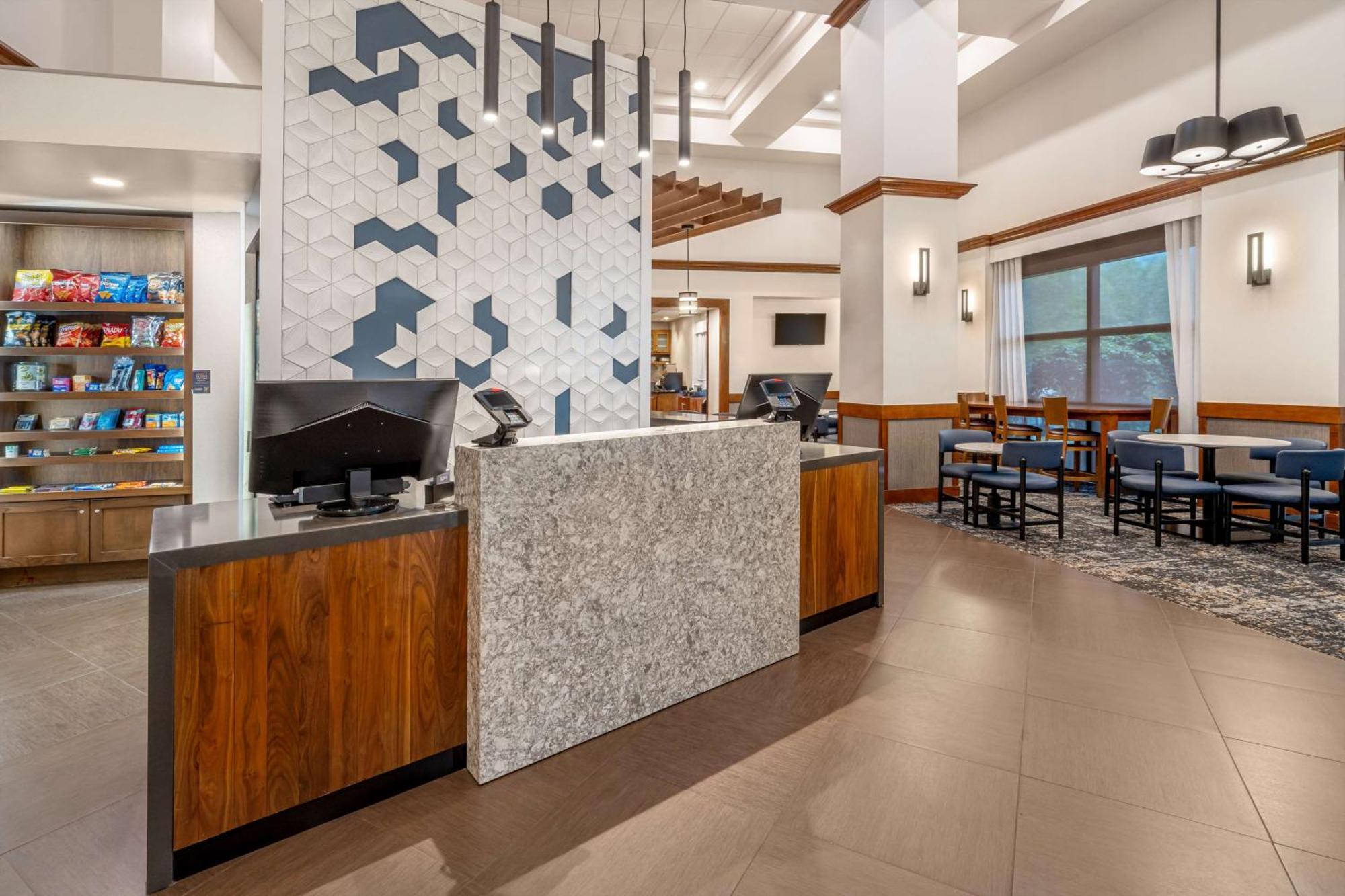 Hyatt Place Мистик Экстерьер фото