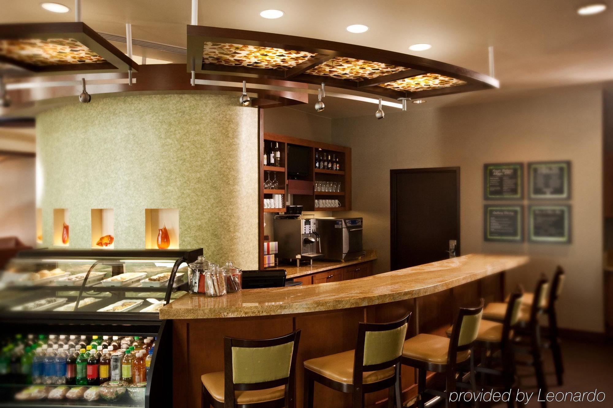 Hyatt Place Мистик Ресторан фото