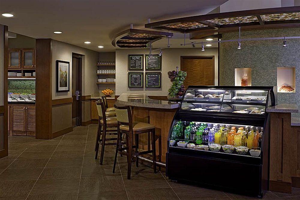 Hyatt Place Мистик Ресторан фото