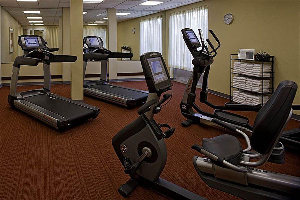 Hyatt Place Мистик Удобства фото
